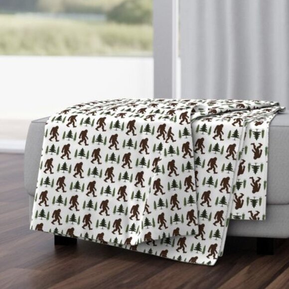 Bigfoot Silhouette Throw Blanket, Forest Trees, Sasquatch, 50" x 70" inch - Picture 1 of 6